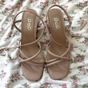 Nude think heel for women